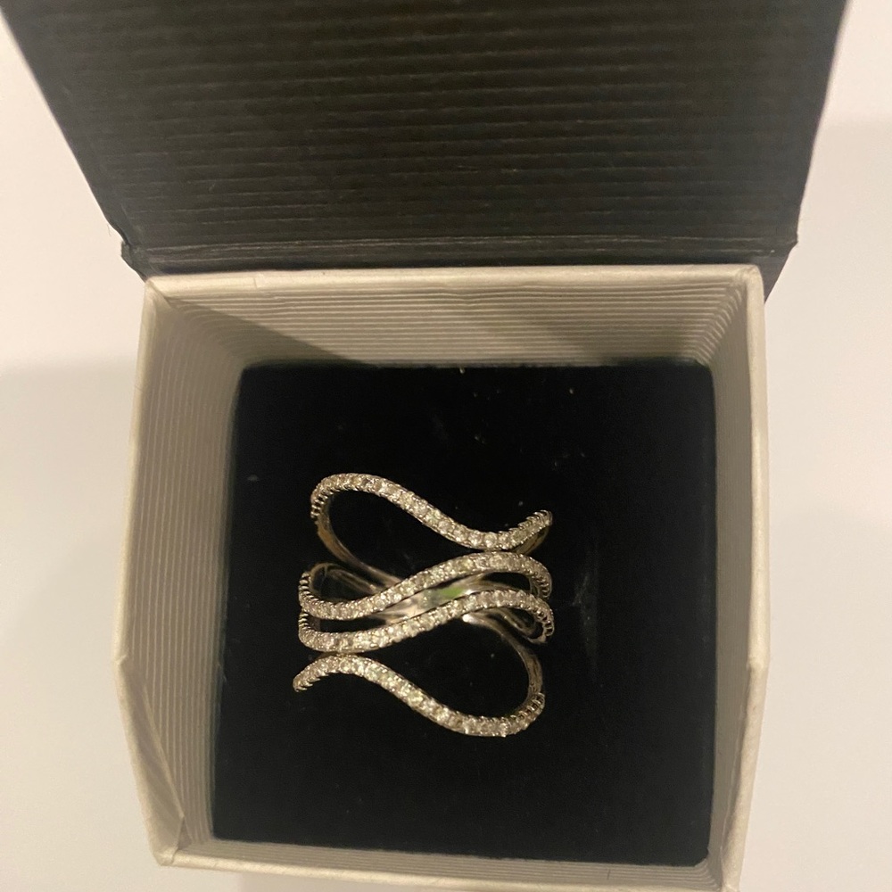 White Sapphire & sterling silver,  925 size 8 Ring. NWOT in box. Sparkly & comfy